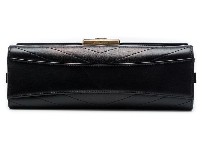 Chanel Black CC Chevron Calfskin Medal Flap Nero - vista 3