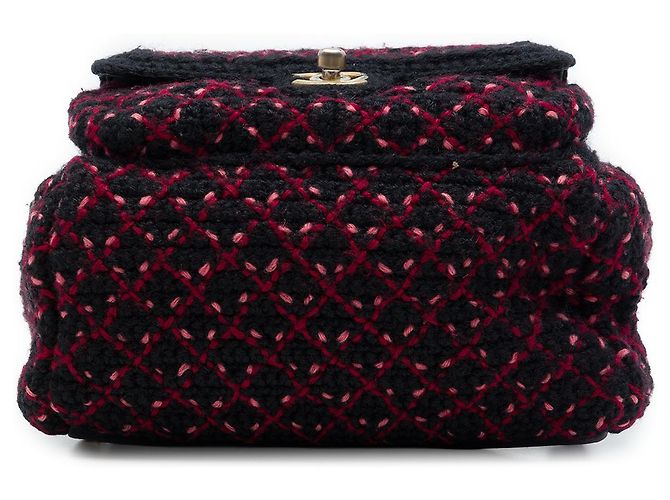 Chanel Mini gesteppter Tweed Rucksack in Schwarz mit CC-Tasche - Ansicht 3