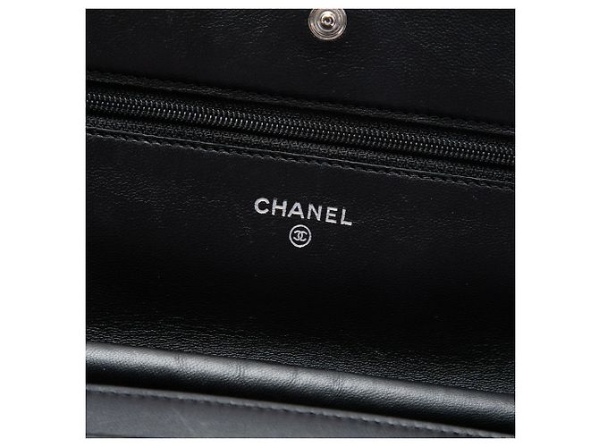 Portafoglio Chanel Black CC Embossed Lambskin Camellia Wallet On Chain Nero - vista 5