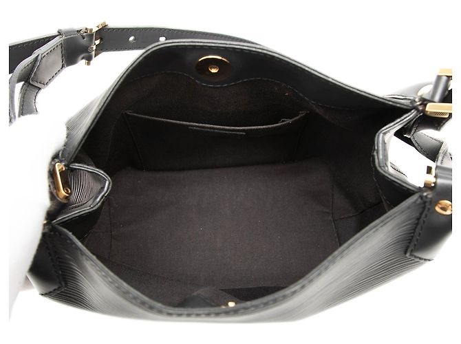 Louis Vuitton Black Epi Mandara PM Negro - vista 4