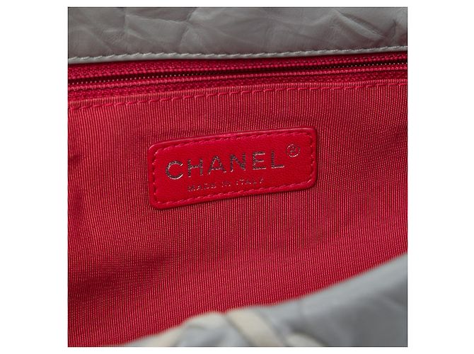 Chanel Gray Medium Quilted Crinkled Calfskin Ultra Stitch Flap Marrone - vista 5