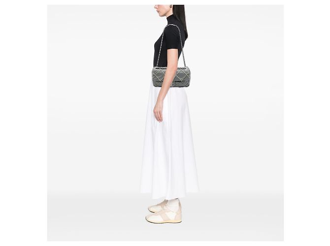 Chanel Gray Medium Quilted Crinkled Calfskin Ultra Stitch Flap Marrone - vista 6