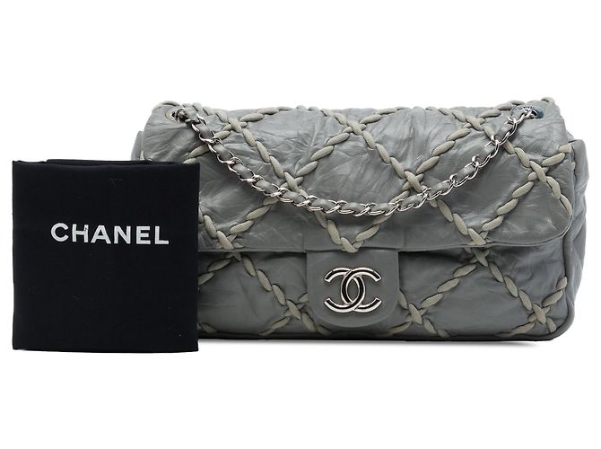 Chanel Gray Medium Quilted Crinkled Calfskin Ultra Stitch Flap Marrone - vista 7