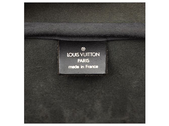 Louis Vuitton Black Taiga Kendall GM Nero - vista 5