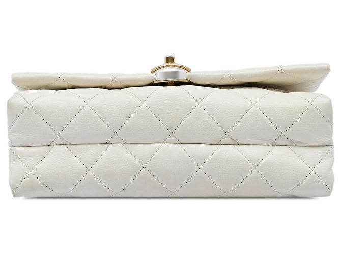 Chanel White Small Quilted Calfskin Pearl CC Accordion Flap Bianco Crudo - vista 3