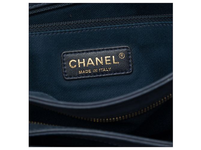 Chanel Blue Jumbo Quilted Iridescent Calfskin Triple Stitched Flap Blu navy - vista 5