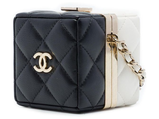 Chanel White Bicolor Quilted Lambskin Cube Clutch mit Kette Weiß Roh - Ansicht 2