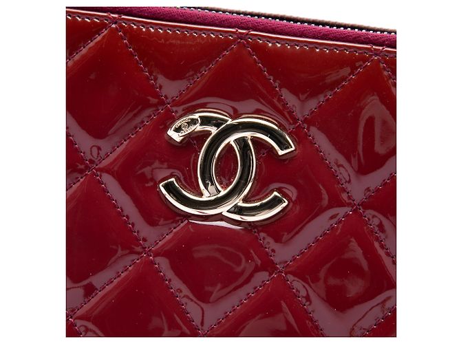 Chanel Red Quilted Patent CC Crown Double Zip Crossbody Rosso - vista 5
