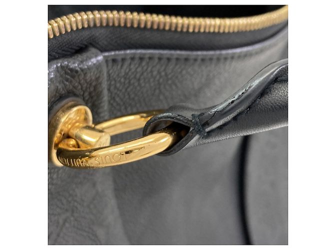 Borsa Louis Vuitton M44421 V Tote MM Nero - vista 14