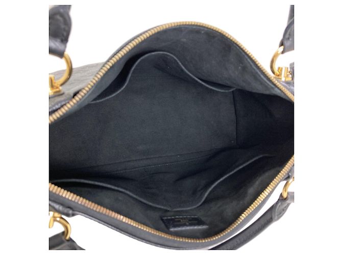 Borsa Louis Vuitton M44421 V Tote MM Nero - vista 5