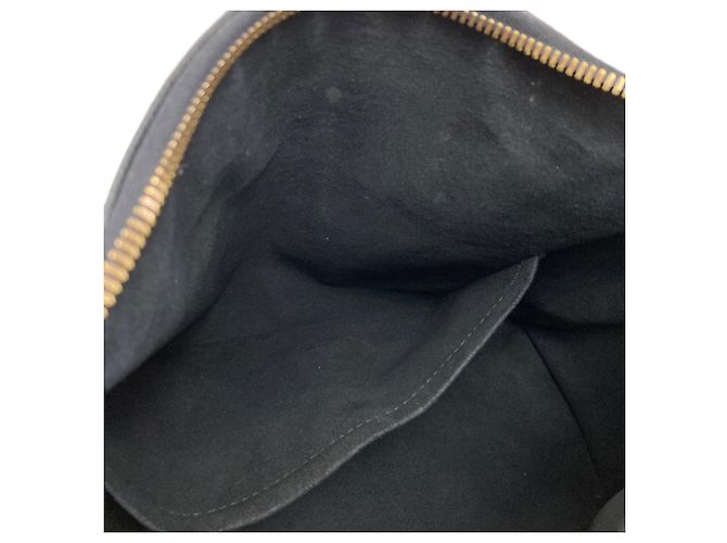Borsa Louis Vuitton M44421 V Tote MM Nero - vista 9