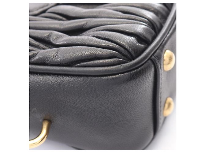 Borsa a mano 2-Way Miu Miu Matelassé in pelle nera Nero - vista 7