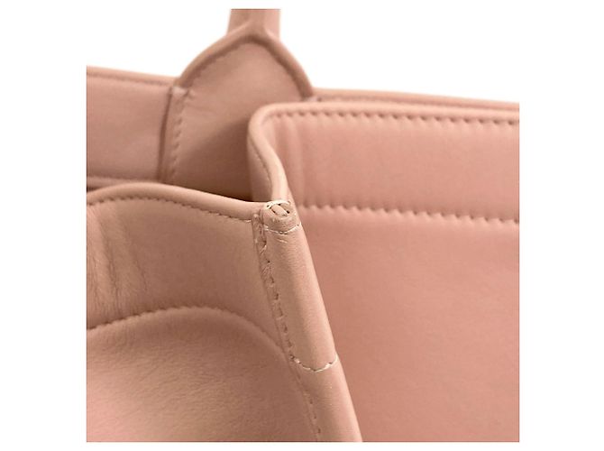 Miu Miu Medium Tote Bag mit geprägtem Logo Pink - Ansicht 8
