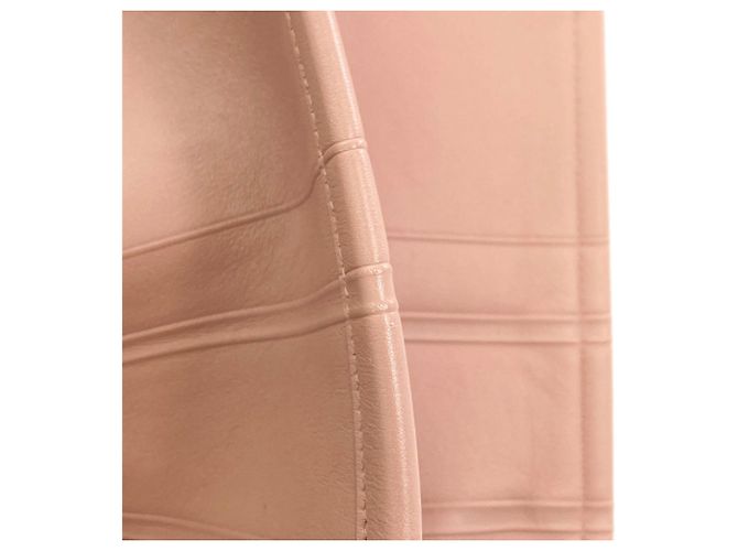 Miu Miu Medium Tote Bag mit geprägtem Logo Pink - Ansicht 9