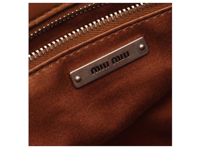Borsa a tracolla Miu Miu in pelle marrone - vista 4