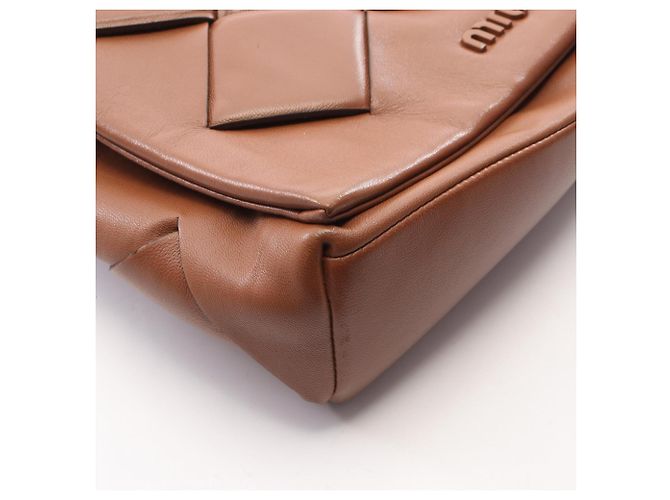 Borsa a tracolla Miu Miu in pelle marrone - vista 5