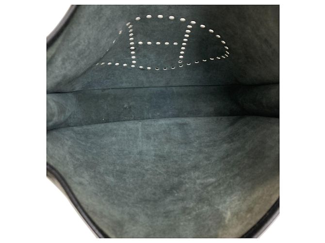 Hermès Hermes Evelyne 2 PM Shoulder Bag Black - view 5
