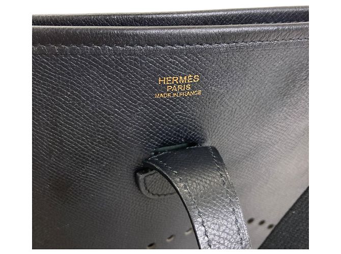 Hermès Hermes Evelyne 2 PM Shoulder Bag Black - view 6