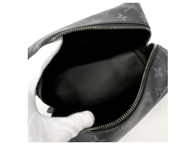 Louis Vuitton Monogram Eclipse Locker Dopp Kit Clutch Bag Nero - vista 4