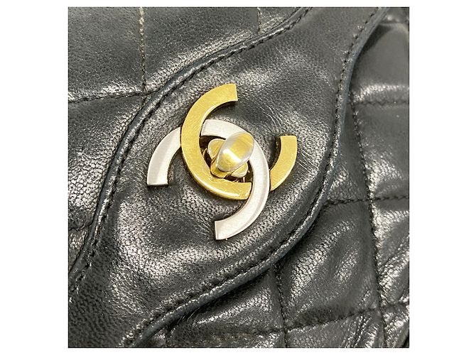 Borsa a tracolla Chanel Matelassé Nero - vista 11