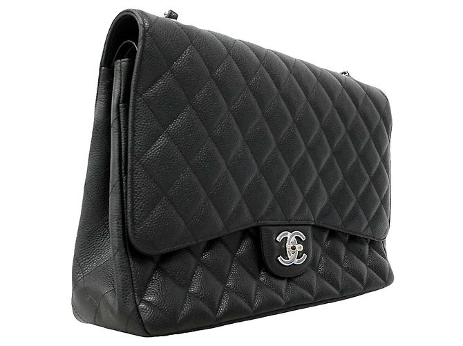 Borsa a tracolla Chanel Large Matelassé Nero - vista 2