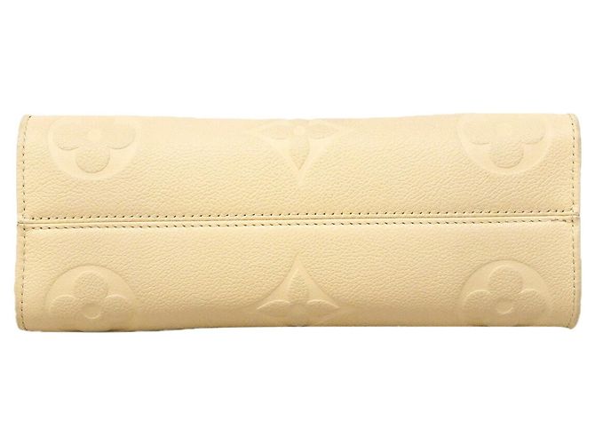 Borsa Louis Vuitton Monogram Empreinte OnTheGo EW Crudo - vista 3
