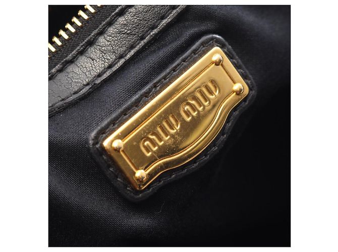 Miu Miu Matelassé Handtasche Schwarz - Ansicht 4