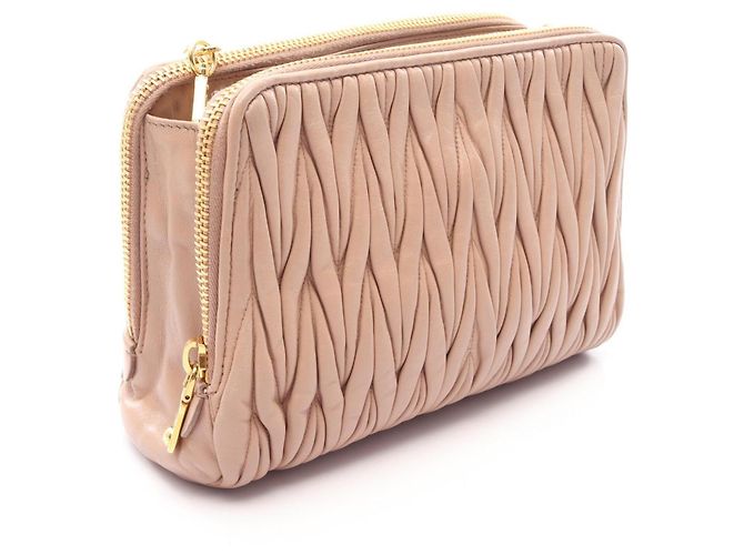 Borsa a tracolla in pelle Matelassé Miu Miu Rosa - vista 2