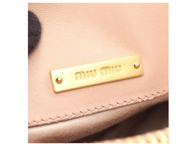 Borsa a tracolla in pelle Matelassé Miu Miu Rosa - vista 4
