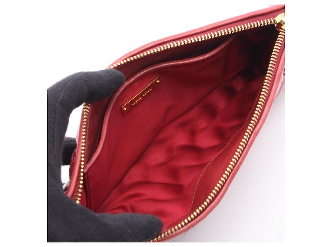 Clutch Miu Miu Matelassé in pelle rossa Rosso - vista 3