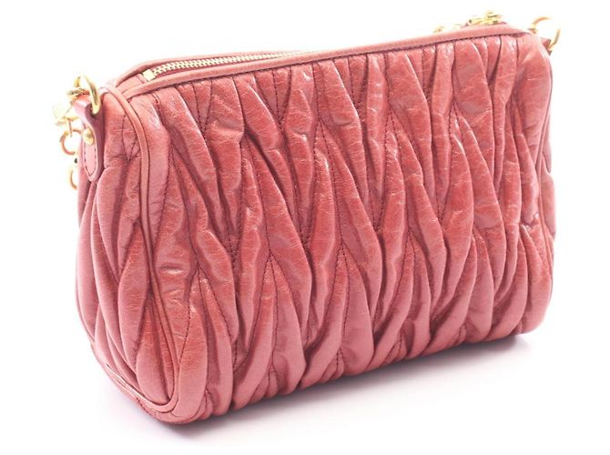 Borsa a tracolla in pelle Matelassé Miu Miu Rosa - vista 2