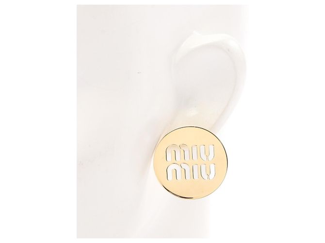 Orecchini a cerchio con logo placcato oro Miu Miu D'oro - vista 4