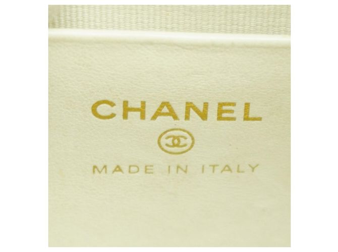 Borsa a tracolla Chanel Matelassé con catena Bianco - vista 5