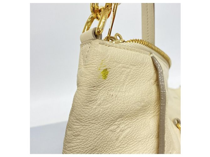 Borsa Tote Louis Vuitton Monogram Empreinte Lumineuse PM Bianco - vista 10