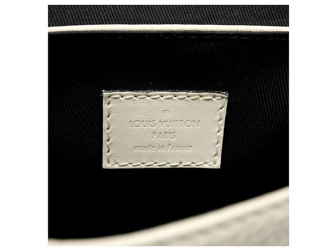 Sac Sling Louis Vuitton Christopher XS Blanc - vue 5
