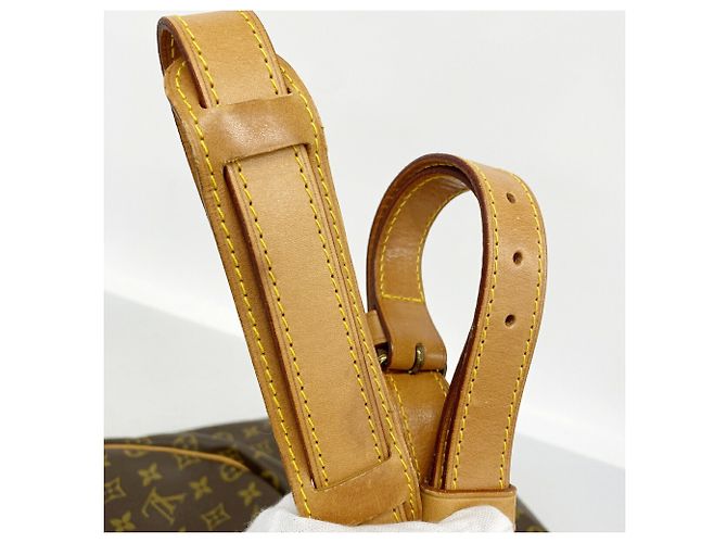 Louis Vuitton Boston Monogram Keepall Bandoulière 55 Marrone - vista 12