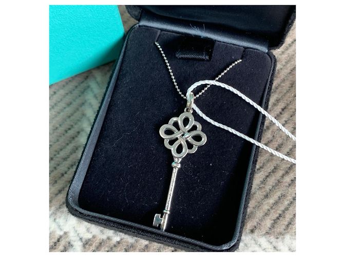Collana Tiffany & Co. Keys Collection Nodo Cinese Platino e Diamanti Argento - vista 4