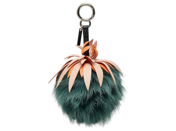 Portachiavi Fendi Pom Fruit Pineapple Charm Verde Arancione - vista 2