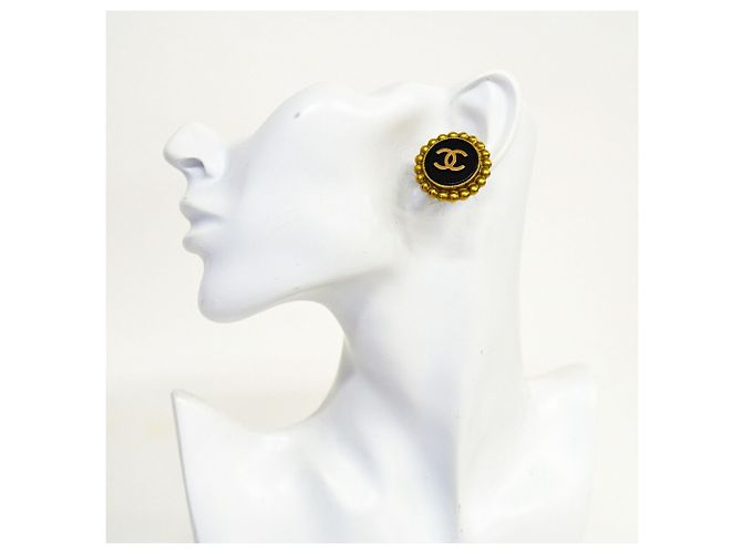 Timeless Orecchini a clip Chanel neri e oro Nero D'oro - vista 5