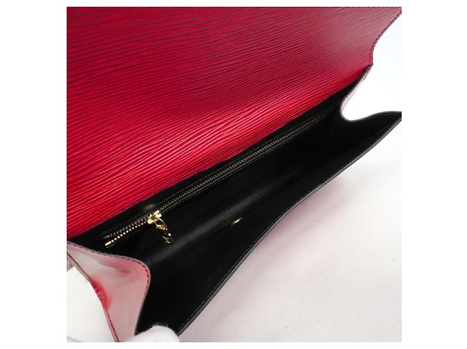 Bolso de mano Louis Vuitton Epi Art Deco Roja - vista 4