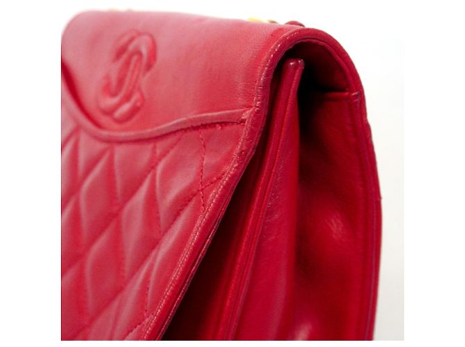 Borsa a tracolla con catena Chanel Matelassé Rosso - vista 7