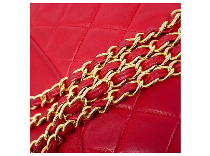 Borsa a tracolla con catena Chanel Matelassé Rosso - vista 8