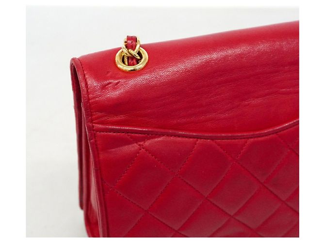 Borsa a tracolla con catena Chanel Matelassé Rosso - vista 9