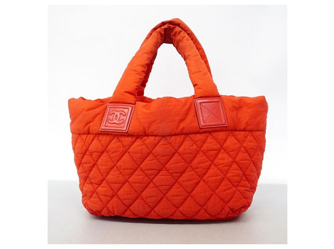 Bolso Tote Chanel Coco Cocoon de nylon Roja - vista 12