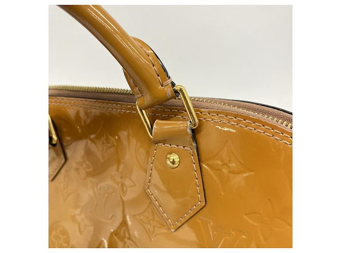 Louis Vuitton Alma PM Vernis Handtasche Pink - Ansicht 9