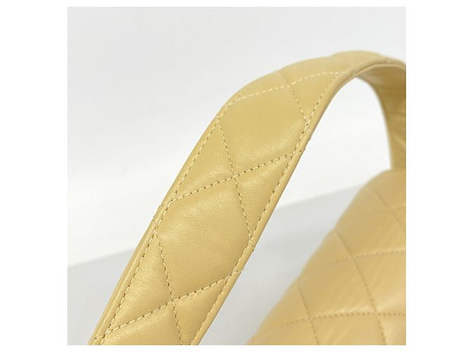 Borsa a tracolla Chanel Matelassé Beige - vista 8