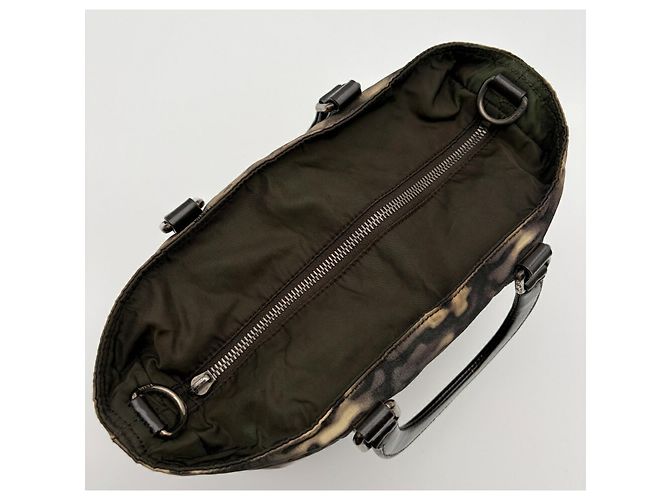 Sac à main Prada Tessuto 2-Way Marron Noir Beige Kaki - vue 15