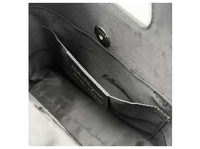 Mini borsa a tracolla Salvatore Ferragamo Nero - vista 16