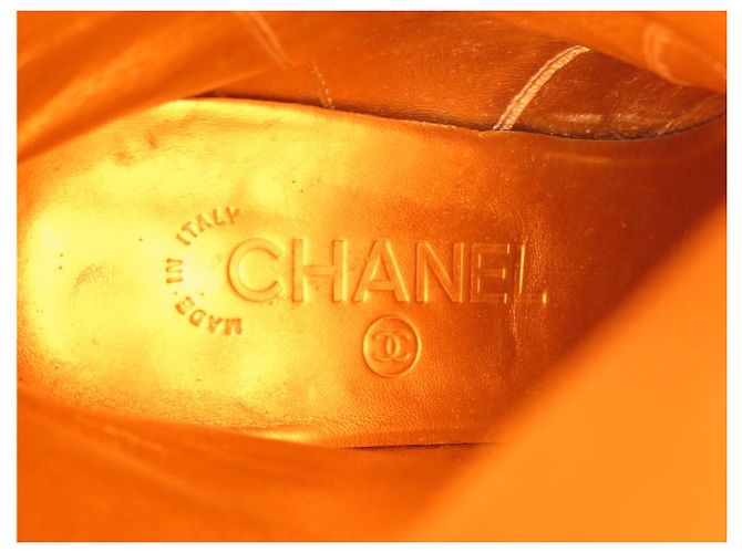 BOTAS DE MONTA CHANEL EGYPTE 38.5 PIEL EFECTO COCODRILO Dorado - vista 7
