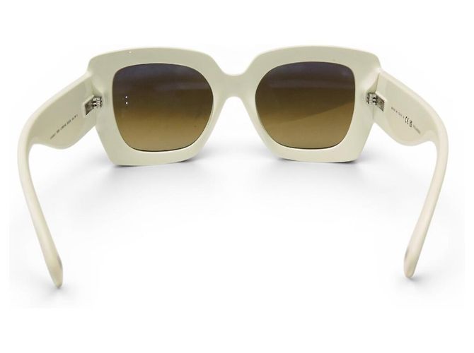 GAFAS DE SOL CHANEL CUADRADAS NUEVAS LOGO CC BLANCO Y NEGRO SUNGLASSES - vista 3